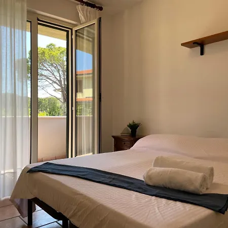 Villino Magnolia - Oasi Di Pace A Pochi Passi Dalla Spiaggia Scerne